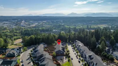 In addition to the spectacular mountain views, notice how close you are to the playground and dog park.  No through traffic on this quiet cul-de-sac!