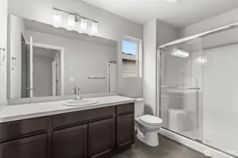 Photographs are for illustrative purposes only. Features, finishes, interior/exterior colors, landscaping and floorplan shown may vary from actual homes built.