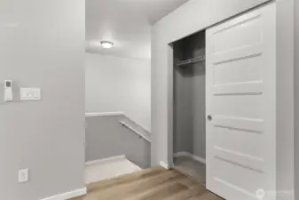 Photographs are for illustrative purposes only. Features, finishes, interior/exterior colors, landscaping and floorplan shown may vary from actual homes built.