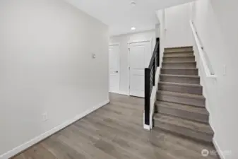 13205 NE 127th Way Unit D - Ready Now