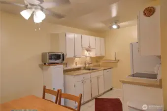 Kitchen with eating area