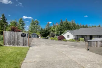 Private drive at the end of a dead-end street