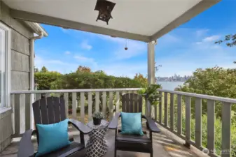 Main floor deck