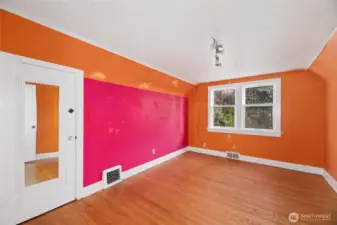 4th bedroom (on second floor)