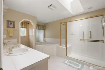 Primary bath