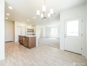 Kitchen/dining Great room