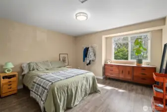 1412 Primary Bedroom