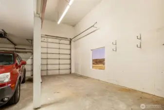 950+ sq ft garage with boat bay.