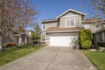 Attached 2-car garage, plus driveway, plus ample guest parking nearby