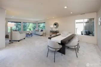 Spacious top floor unit