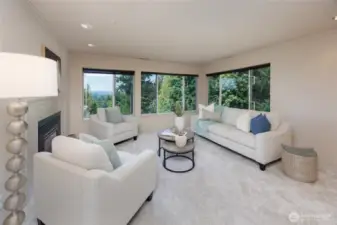 Great room w/views