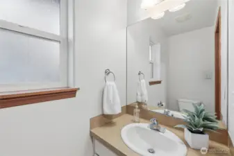 Main level powder bath