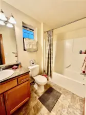 Well appointed 2nd bathroom