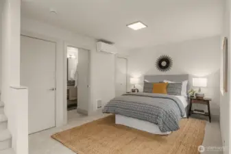 Primary suite with access to 3/4 bathroom