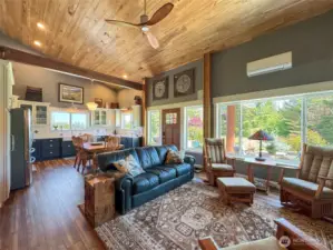 Cozy Indoor-Outdoor Feel