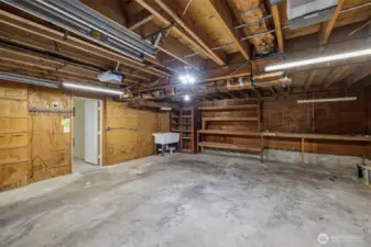 Garage.