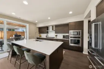 Gorgeous kitchen MainVue is famous for!
