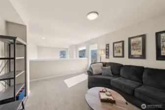 Another view of upstair loft