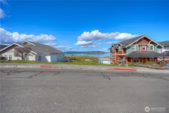 High end neighboring properties