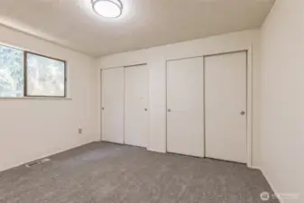 Upstairs Bedroom #2