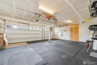 3 car garage