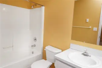 primary ensuite bath