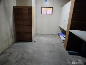 Big deep storage unit