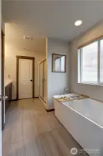 PRIMARY SUITE SPA BATHROOM