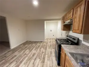 kitchen/utility room