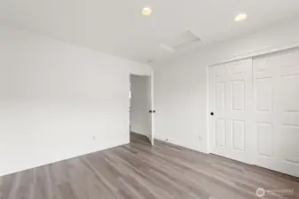 3rd Bedroom-Upstairs