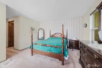 Primary suite has plenty of space for all your furniture.