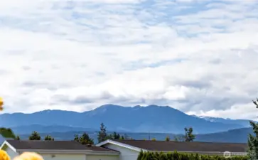 View from the front deck towards the mountains.
