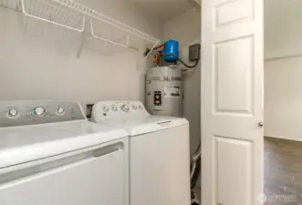 Full size washer/dryer in unit