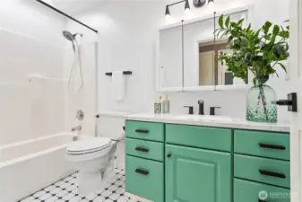 Upper level full bathroom