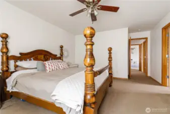 Large king size bed still leaves so much room! And another overhead fan.