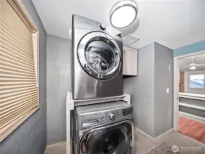 Spacious walk in utility room off kitchen