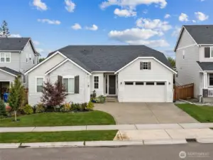 Great curb appeal!