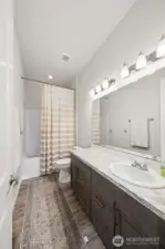 Full Bath on the Main
