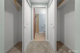 2 closets in primary