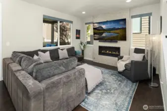 Main level living w/gas fireplace