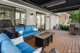 All-weather deck