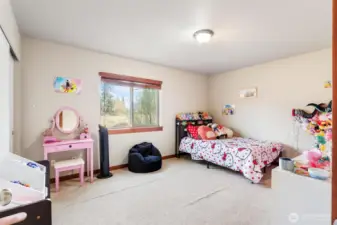 Bedroom 2 with lots of space