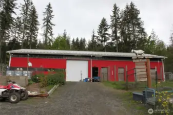 40X70'  Barn- 2800sq'