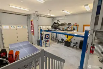 Garage/Game Room