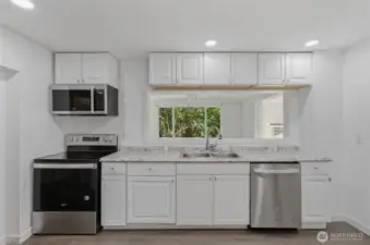 Main House: Kitchen.