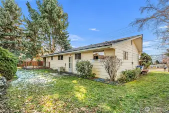 Private backyard to enjoy from deck