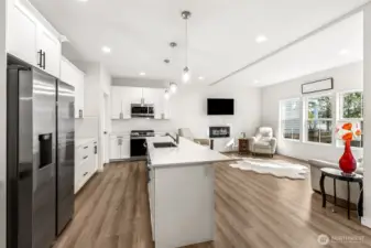 8 Ft Quartz Center Island