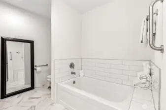 Soaking Tub for Relaxation