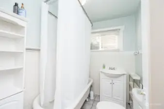 downstairs full bathroom