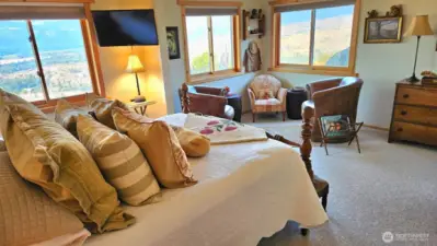Guest bedroom 2 in the daylight walkout basement level. Cozy bright and spacious. Closet. Carpeted. Comfortable.